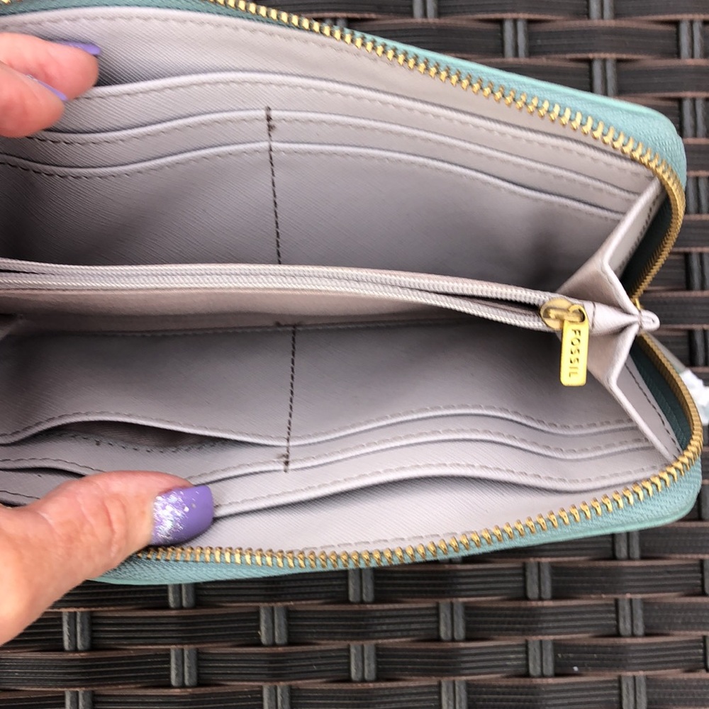 Fossil wallet - Picture 4 of 4